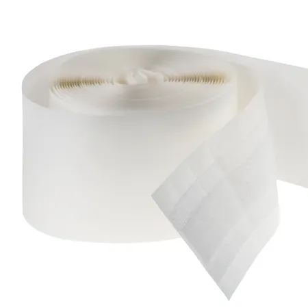 Plaster / przylepiec poiniekcyjny 4cm x 5m z nacięciem co 2cm na 250 iniekcji / G1653 / INTRA-MED